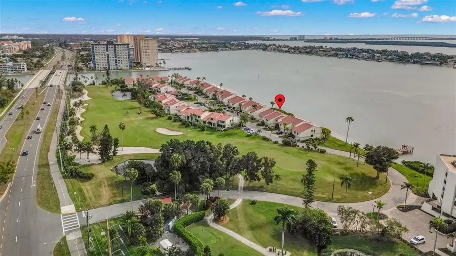 5668 Escondida Boulevard S, Saint Petersburg, FL 33715 - Image #3