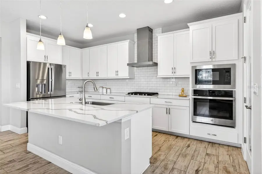 6394 Roadstead Court, Apollo Beach, FL 33572 - Image #3