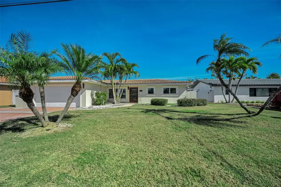 12155 5th Street E, Treasure Island, FL 33706 - Image #3