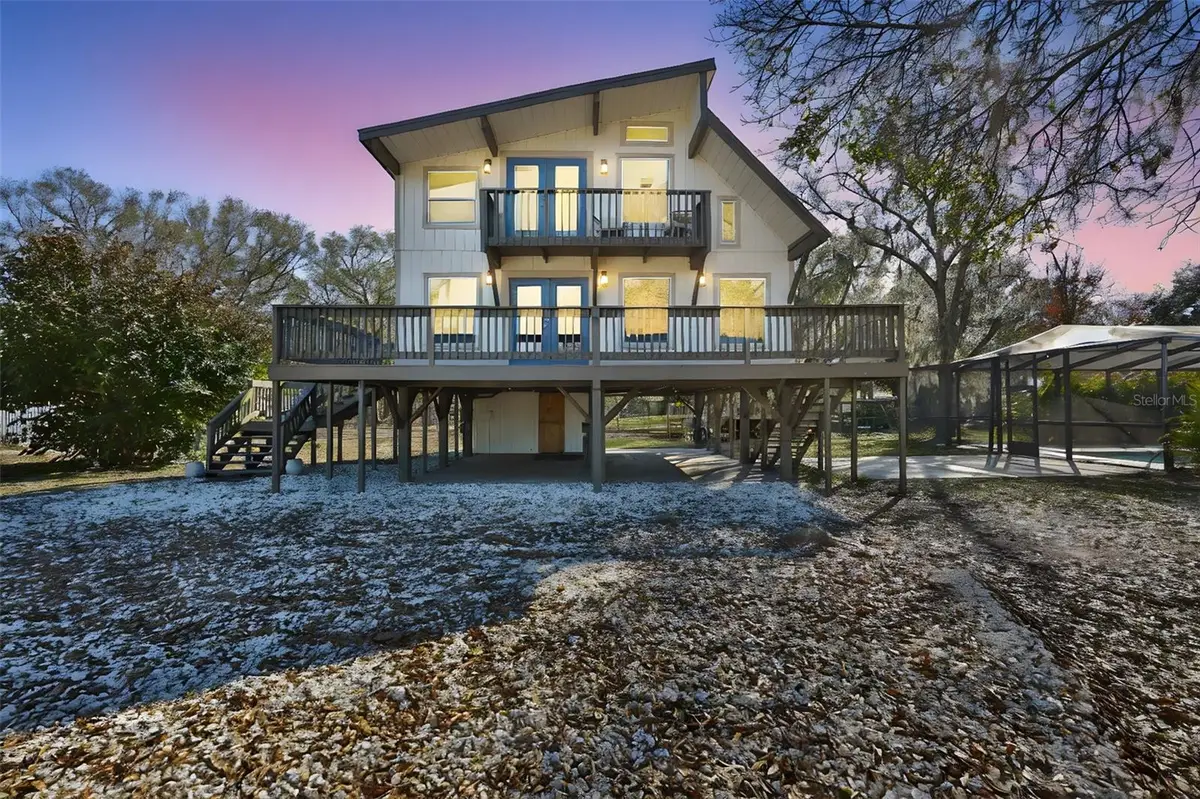 18711 Red Bird Lane, Lithia, FL 33547 - Image #1