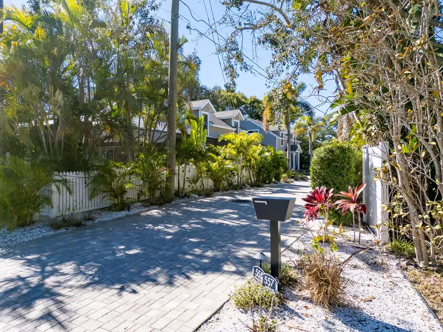 557 Florida Avenue, Palm Harbor, FL 34683 - Image #3