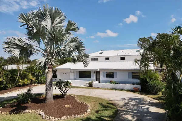 2945 68th Street N, ST PETERSBURG, FL 33710