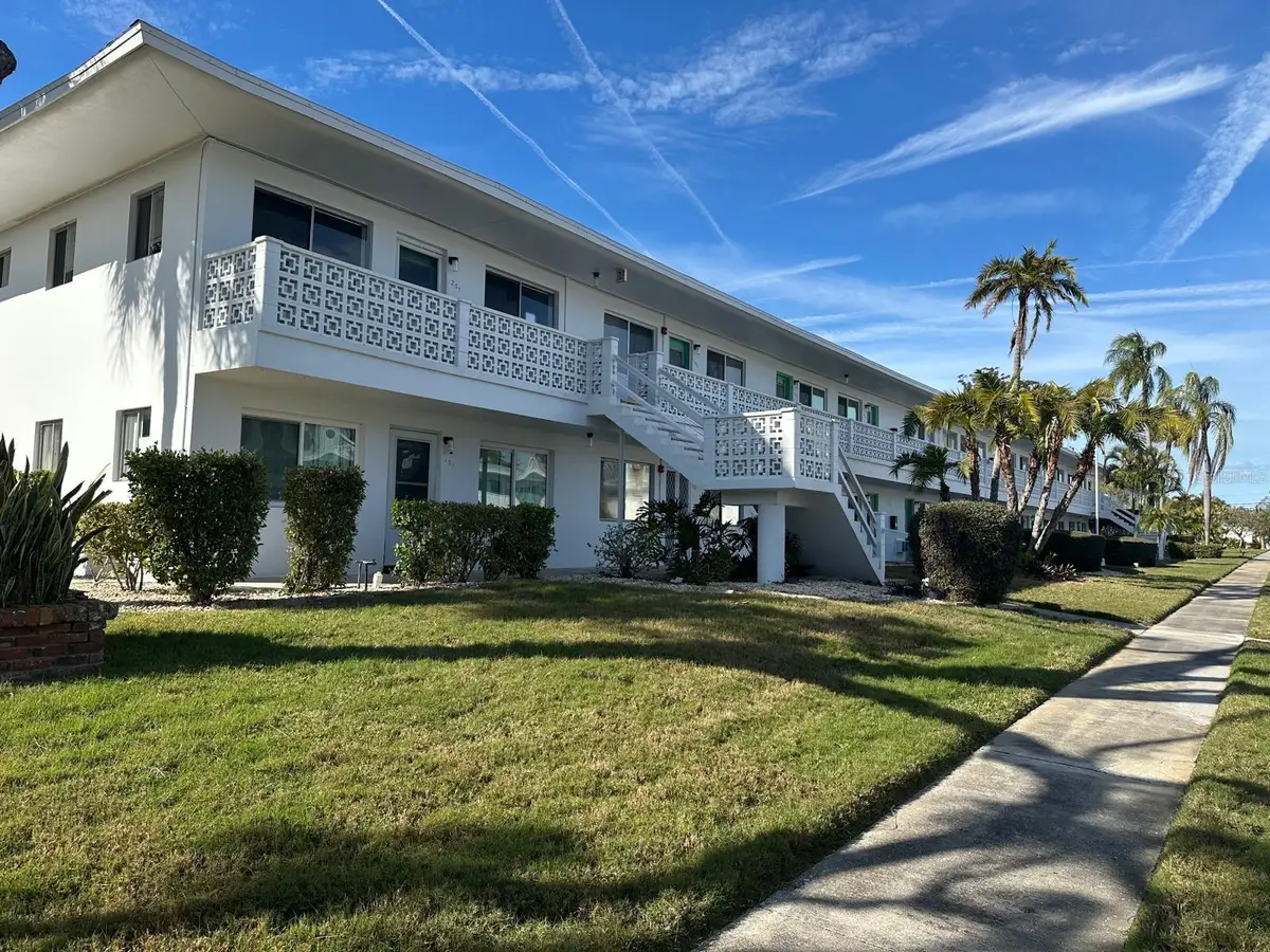 8450 112th Street #102, Seminole, FL 33772 - Image #1