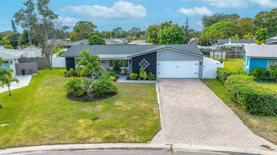 6377 15th Street S, Saint Petersburg, FL 33705 - Image #2