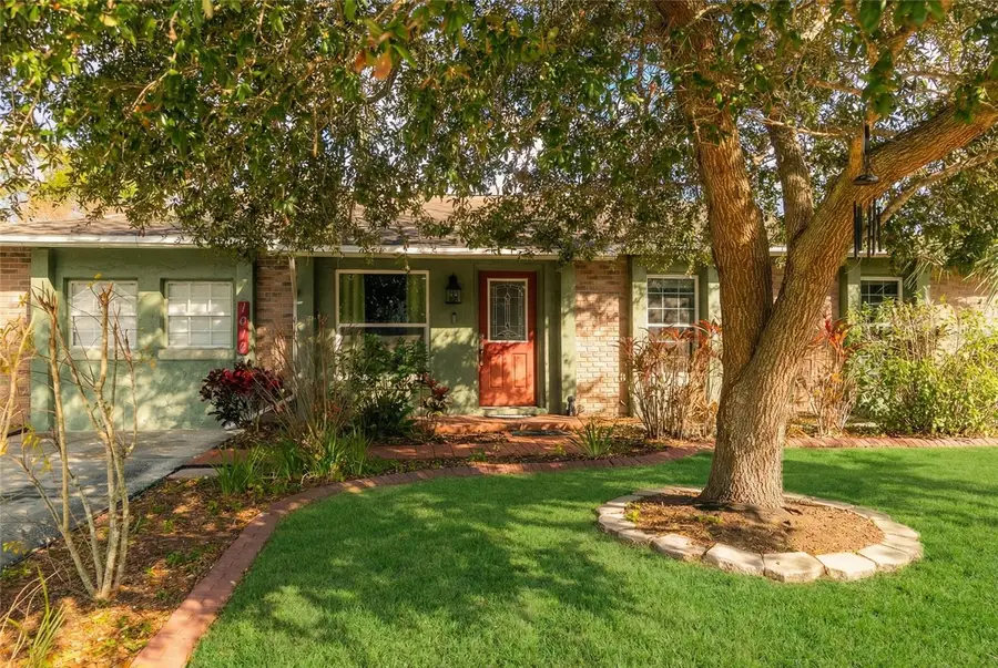 1813 Nova Drive, Valrico, FL 33596 - Image #2