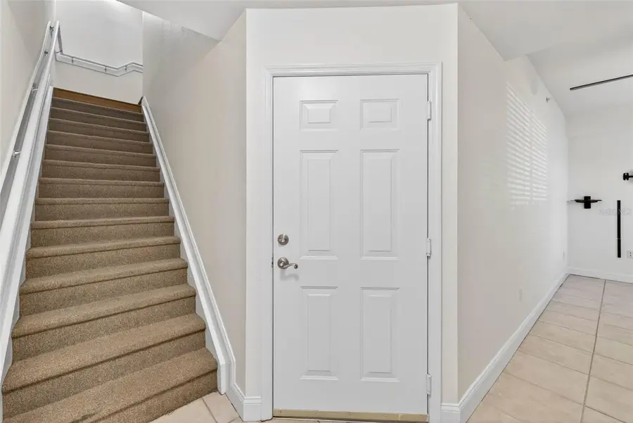 9836 W Park Village Drive, Tampa, FL 33626 - Image #3