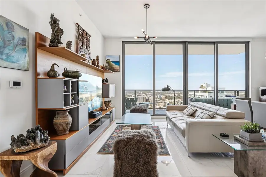 100 1st Avenue N #3806, Saint Petersburg, FL 33701 - Image #3