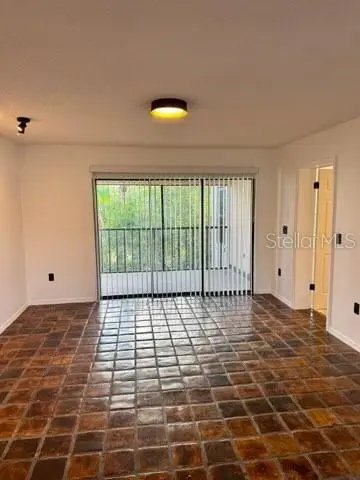 2462 Kingfisher Lane #J203, Clearwater, FL 33762 - #2