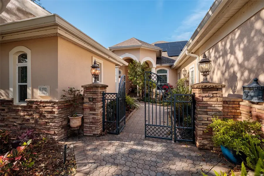 8402 Tallahassee Drive Ne, Saint Petersburg, FL 33702 - Image #2