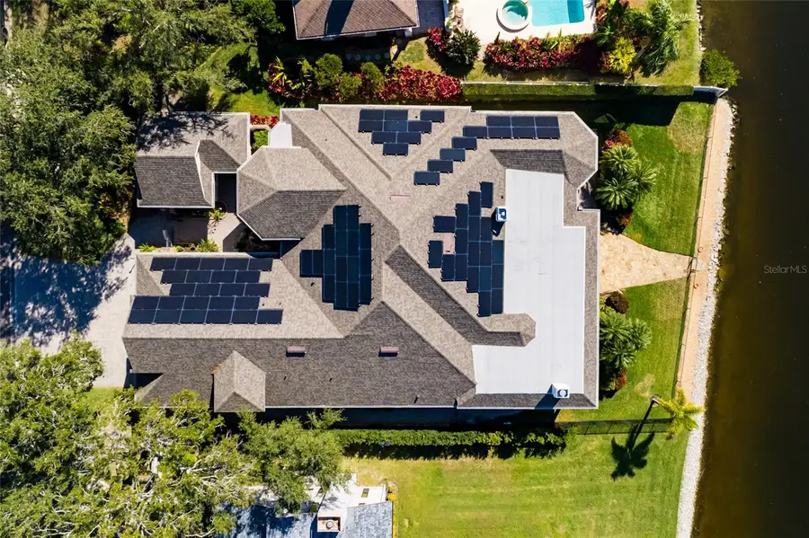 8402 Tallahassee Drive Ne, Saint Petersburg, FL 33702 - Image #3