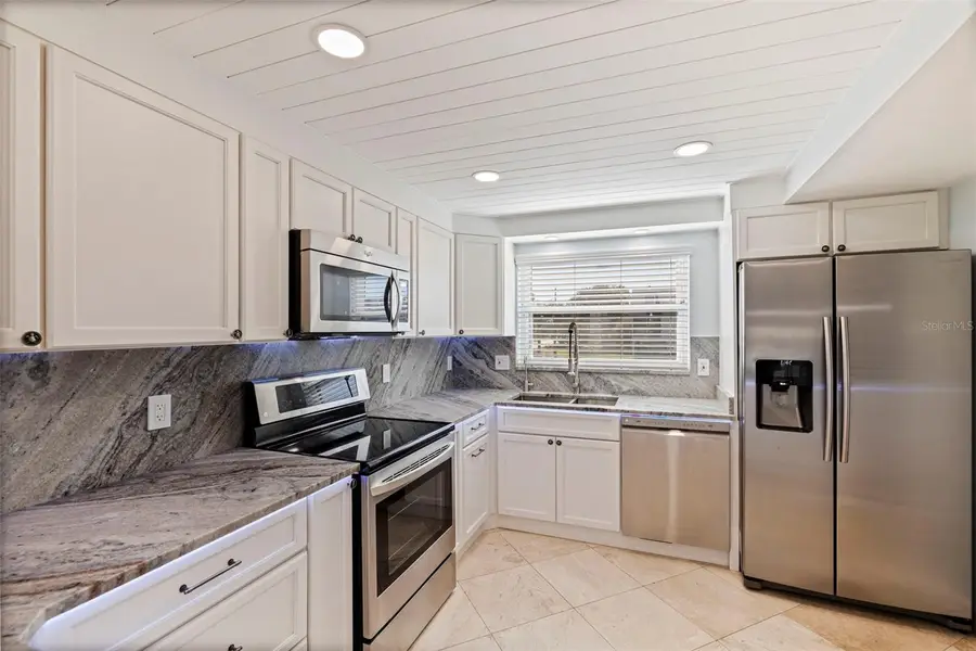 12592 N Capri Circle #6, Treasure Island, FL 33706 - Image #3