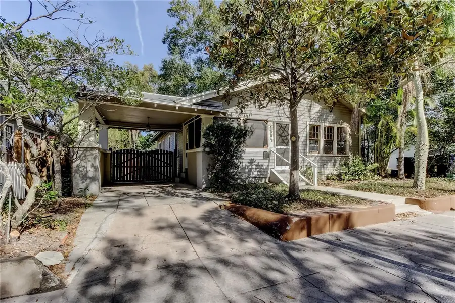 1004 E Crenshaw Street, Tampa, FL 33604 - #2