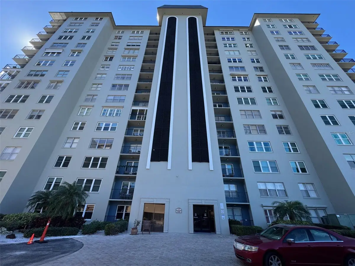 5220 Brittany Drive S #1108, Saint Petersburg, FL 33715 - Image #1