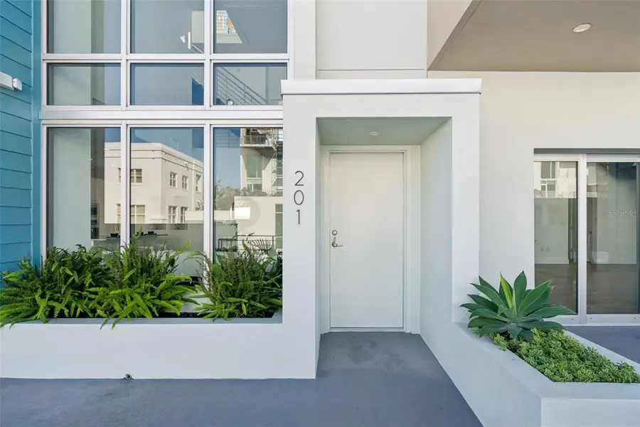 1343 4th Street #202, Sarasota, FL 34236 - Image #2