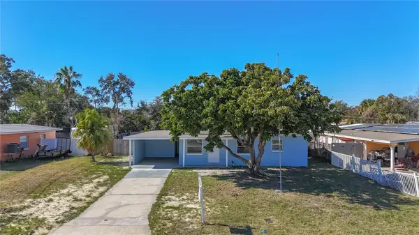 4716 Town N Country Boulevard, TAMPA, FL 33615
