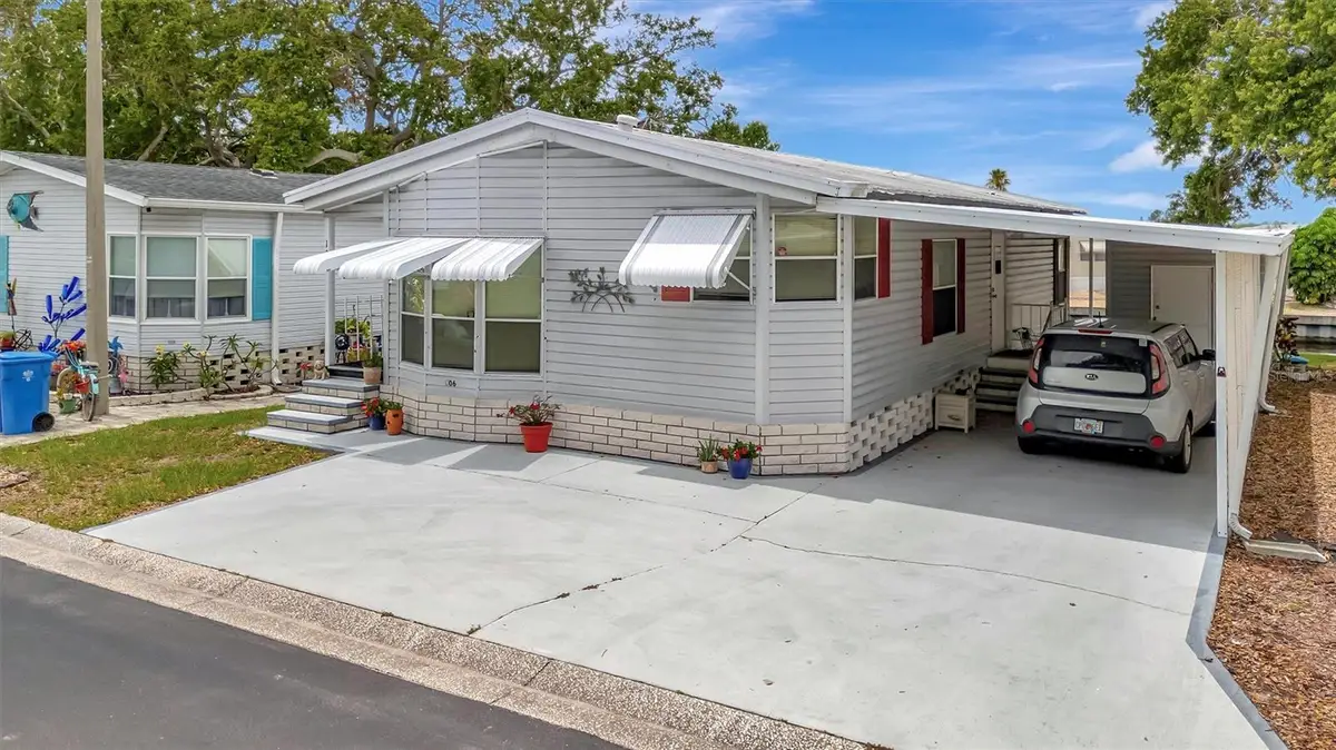 106 N Saint George Circle, Apollo Beach, FL 33572 - #1