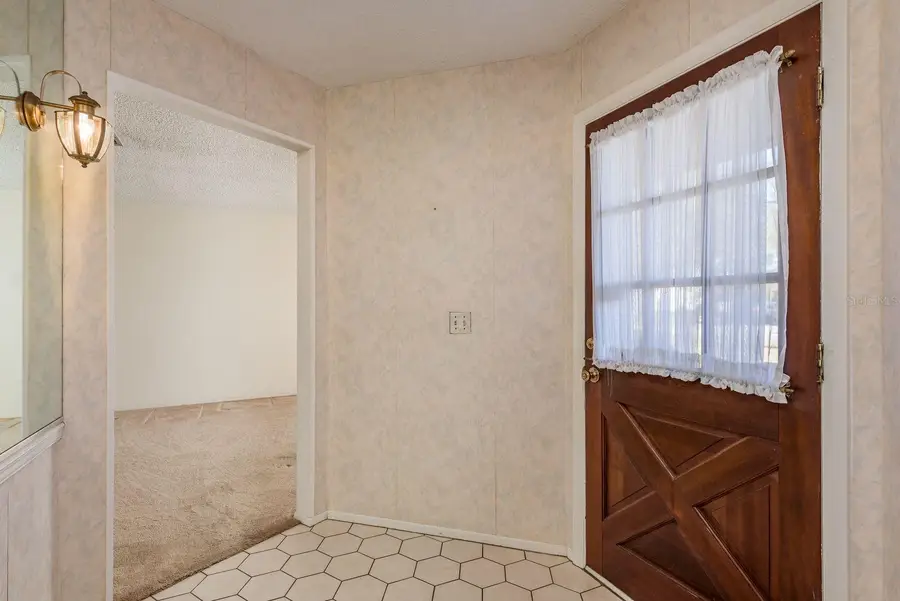 1408 Garden Avenue, Tarpon Springs, FL 34689 - #3