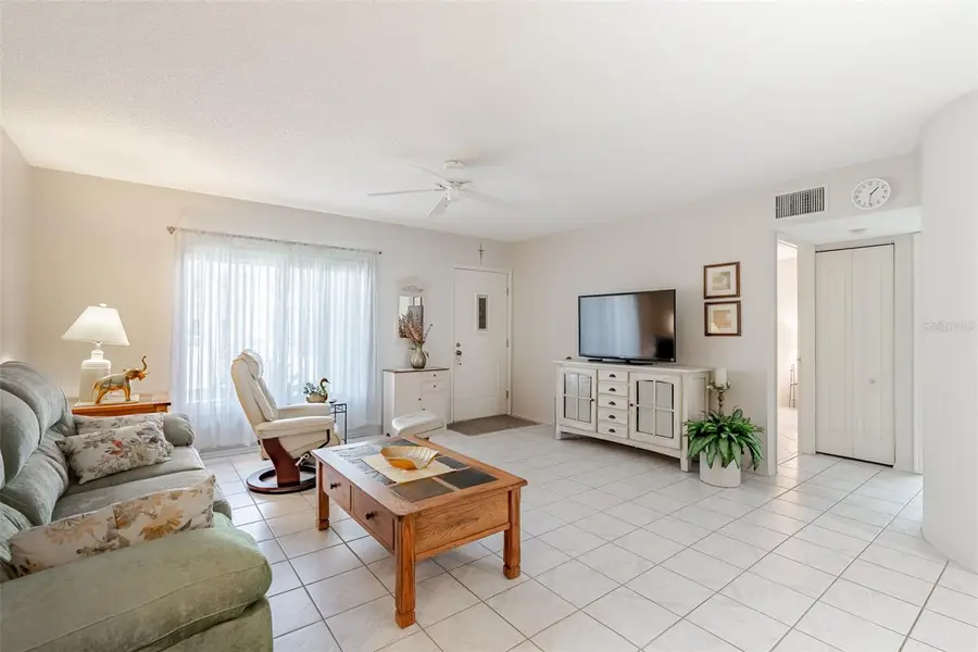 2296 Monaco Lane #8, Clearwater, FL 33763 - Image #3