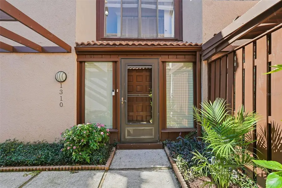 1310 Pelican Creek Crossing, Saint Petersburg, FL 33707 - #3