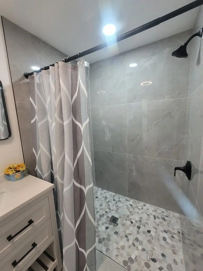 3069 19th Place Sw, Largo, FL 33774 - Image #3