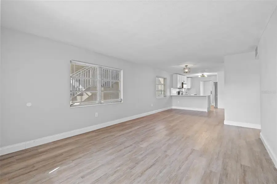 1000 49th Street N #214, Saint Petersburg, FL 33710 - Image #3