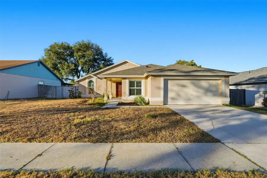 939 Sandywood Drive, Brandon, FL 33510 - Image #2