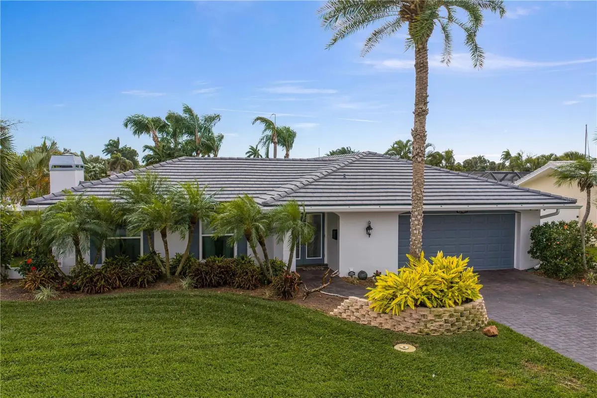 3912 46th Avenue S, Saint Petersburg, FL 33711 - #1