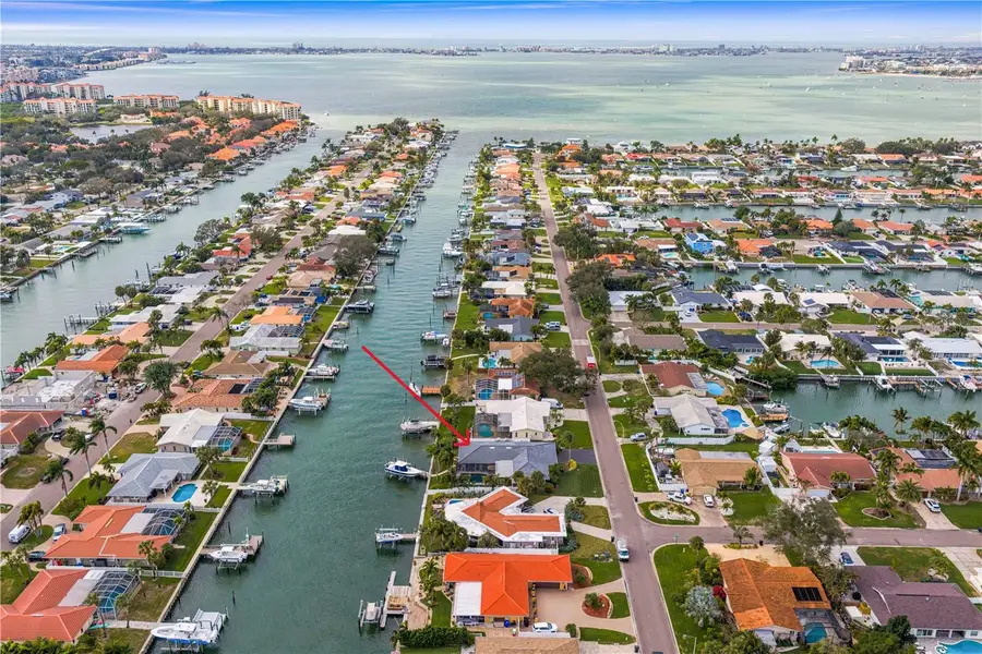 3912 46th Avenue S, Saint Petersburg, FL 33711 - #3