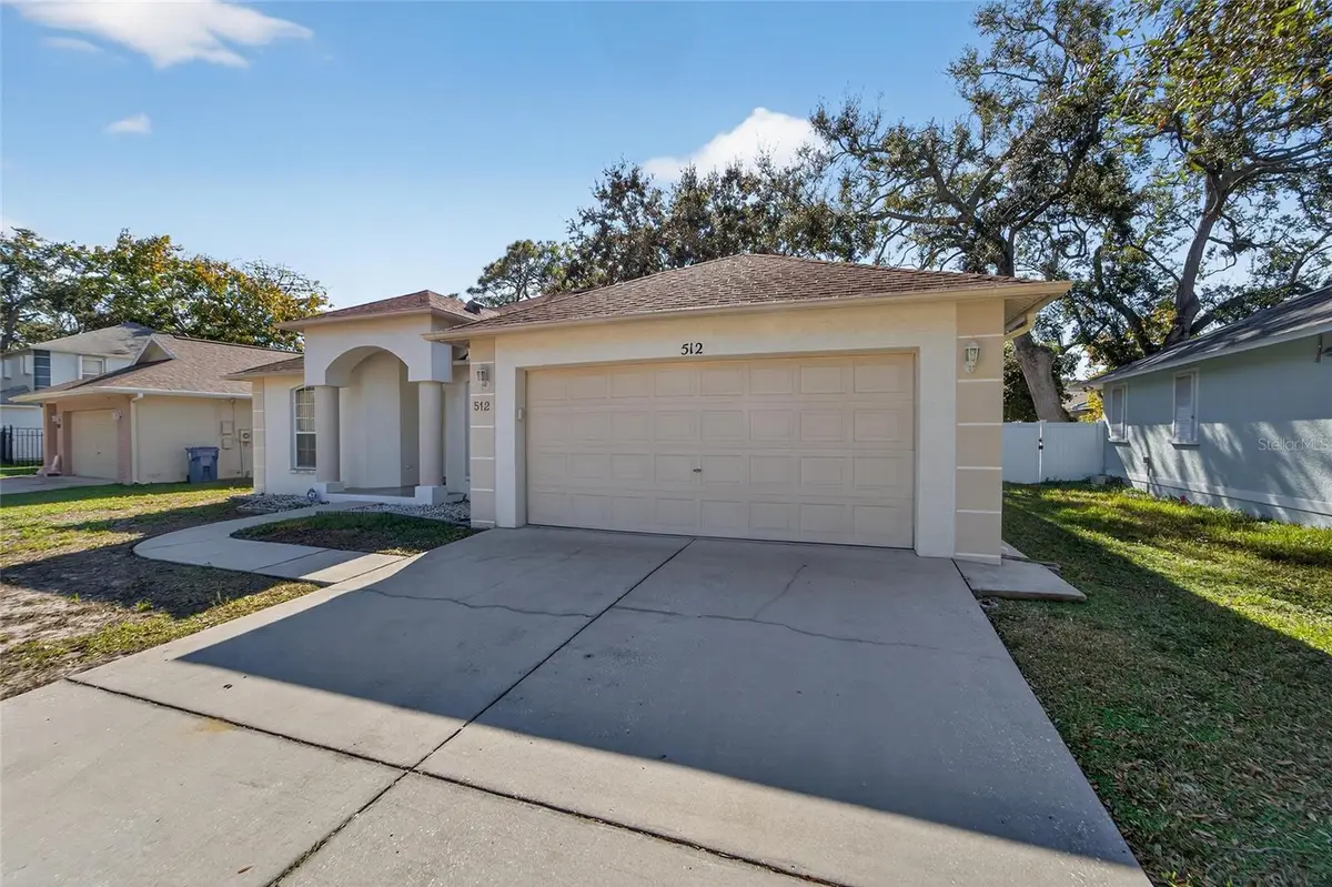 512 Atwood Avenue N, Saint Petersburg, FL 33702 - Image #1