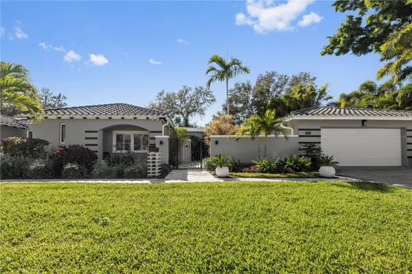 720 Brightwaters Boulevard Ne, ST PETERSBURG, FL 33704