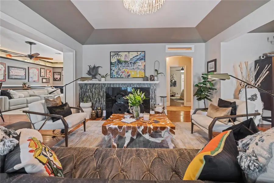 720 Brightwaters Boulevard Ne, Saint Petersburg, FL 33704 - Image #2