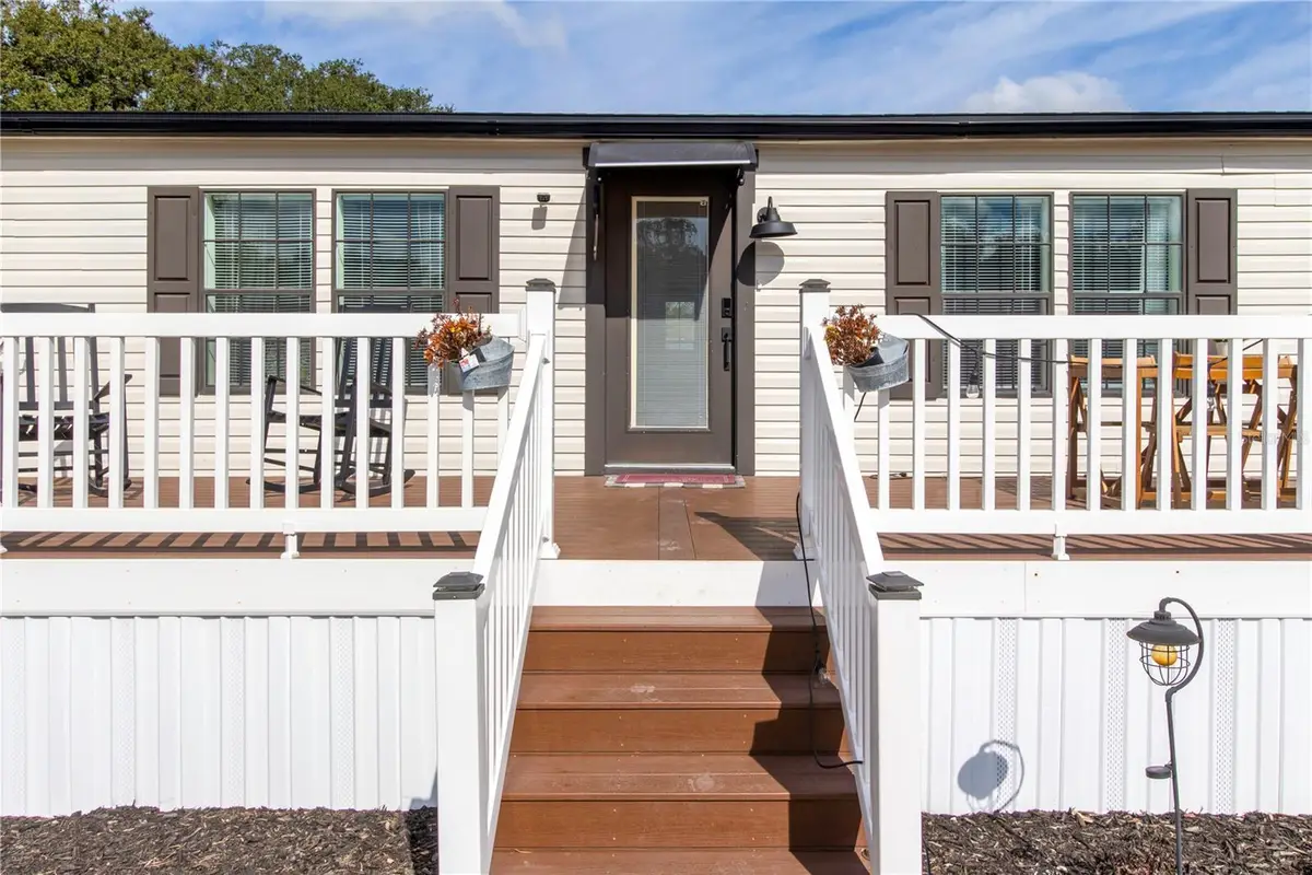 1306 Union Pacific Drive, Plant City, FL 33566 - Image #1