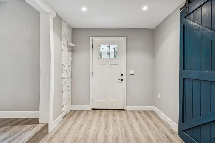 1206 E Crenshaw Street, Tampa, FL 33604 - #3