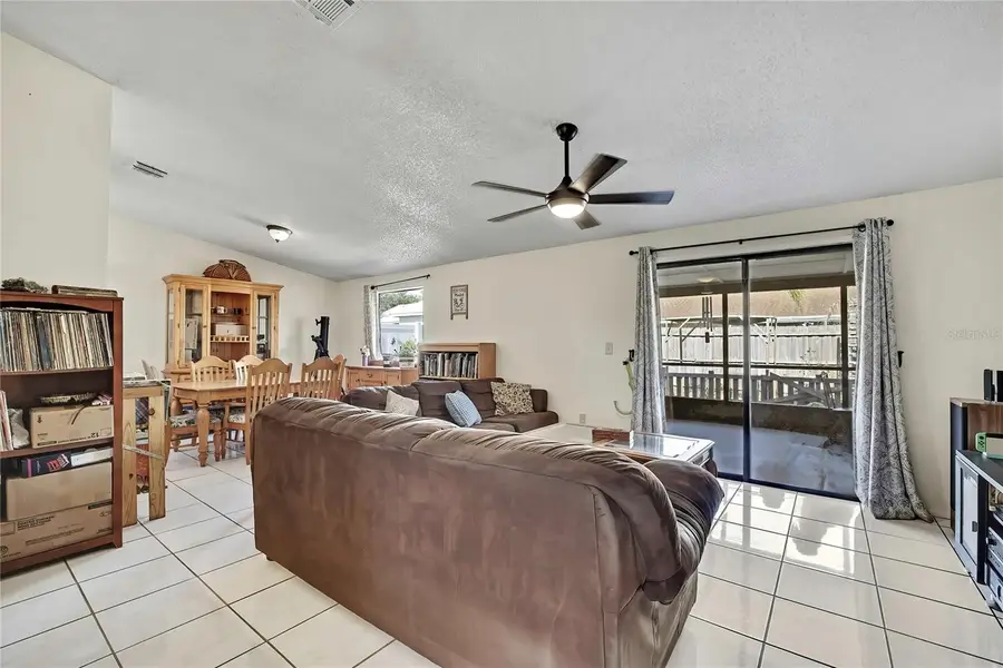 1521 Piney Branch Circle, Valrico, FL 33594 - Image #3