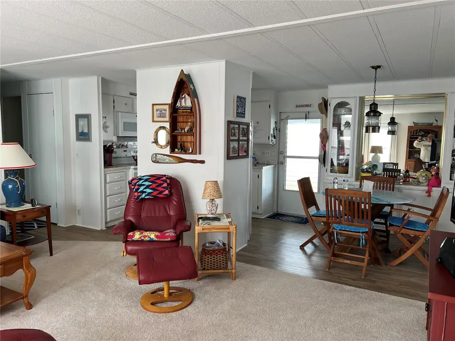 2270 Palazza Drive, Sarasota, FL 34238 - Image #2