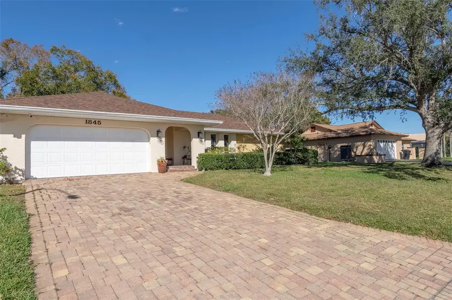 1845 72nd Avenue Ne, Saint Petersburg, FL 33702 - Image #2