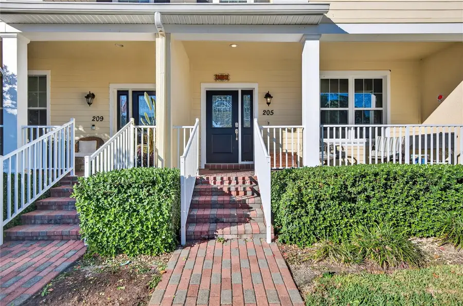 205 49th Avenue N, Saint Petersburg, FL 33703 - Image #2