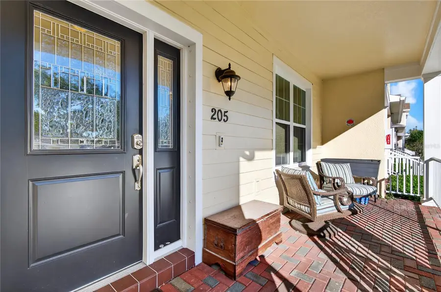 205 49th Avenue N, Saint Petersburg, FL 33703 - Image #3