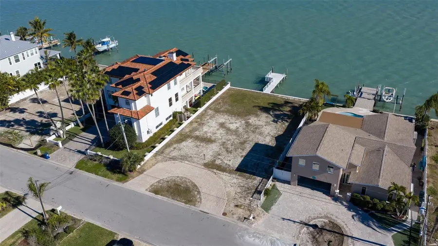 11285 9th Street E, Treasure Island, FL 33706 - Image #2