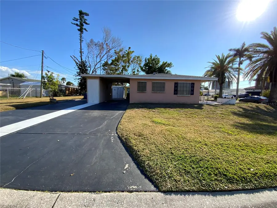 1404 Corey Way S, South Pasadena, FL 33707 - Image #2