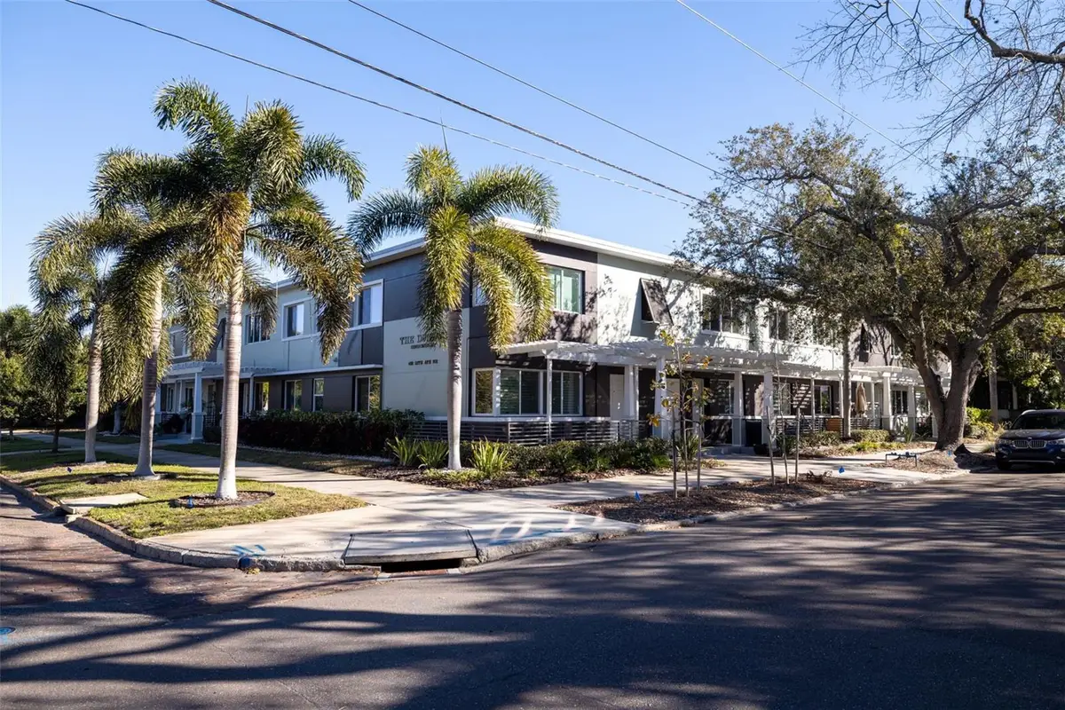 410 12th Avenue Ne #10, Saint Petersburg, FL 33701 - Image #1