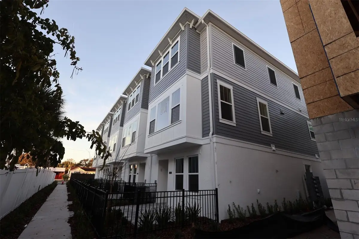 482 31st Way N, Saint Petersburg, FL 33713 - Image #1