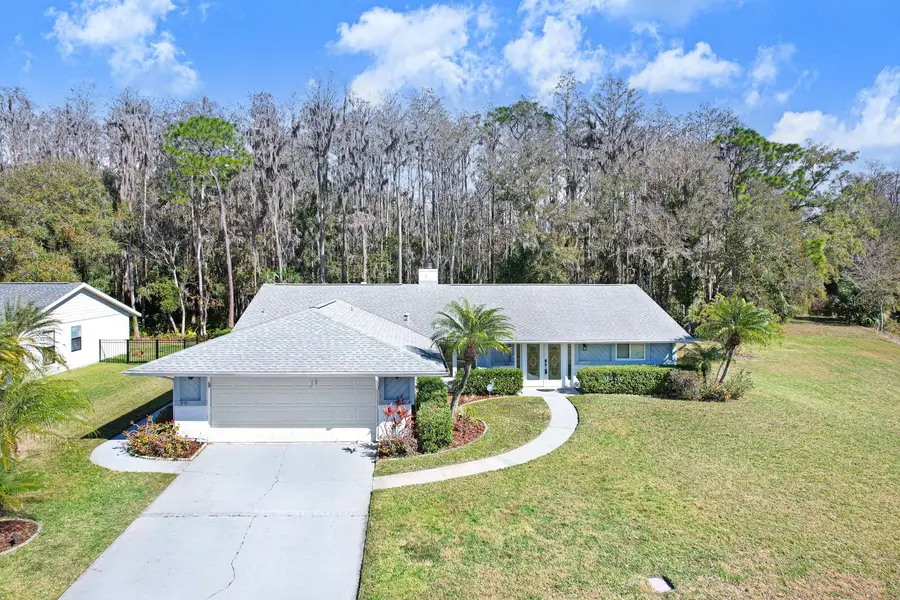 501 Lakeview Drive, Oldsmar, FL 34677 - Image #2