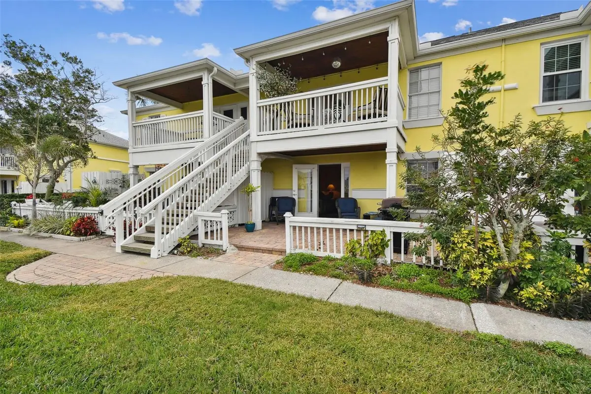 113 Seahorse Drive Se #A, Saint Petersburg, FL 33705 - Image #1
