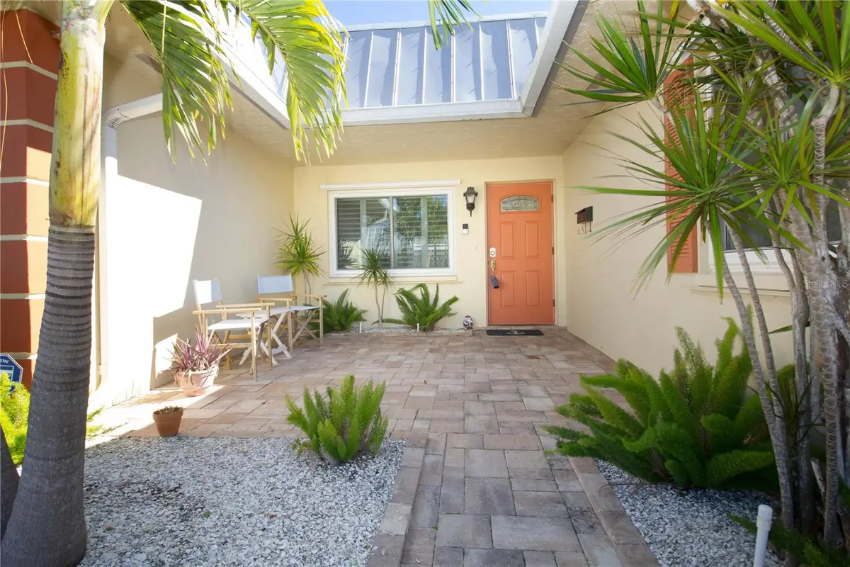 6575 Green Valley Drive, Seminole, FL 33777 - Image #1