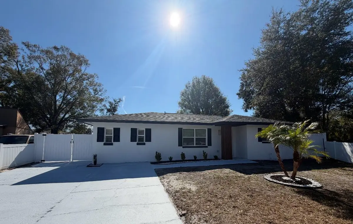 5603 Hughes Court, Tampa, FL 33619 - Image #1