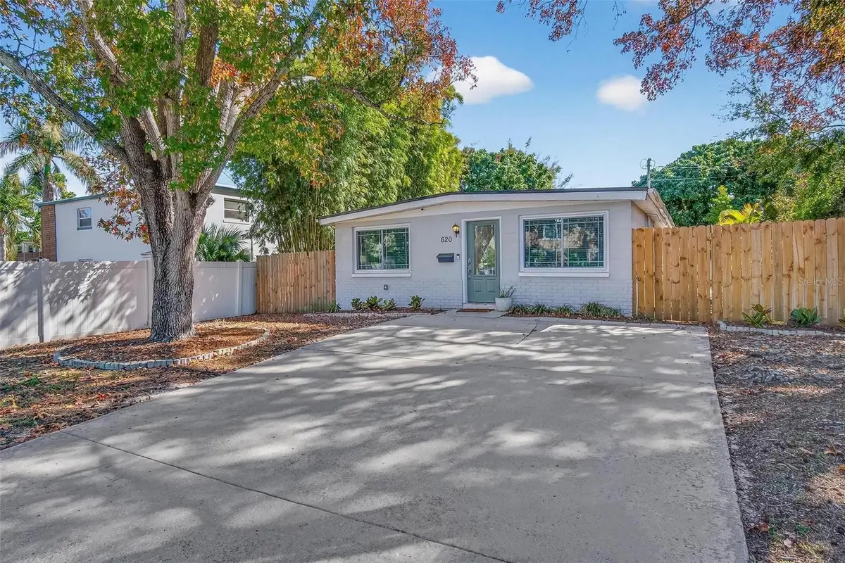 620 50th Avenue N, Saint Petersburg, FL 33703 - #1