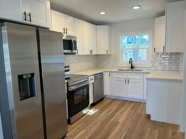 710 74th Avenue N, Saint Petersburg, FL 33702 - #3