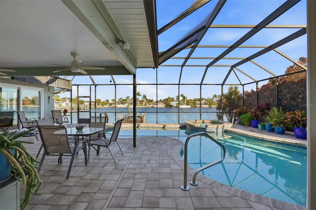 2316 S Shore Drive Se, Saint Petersburg, FL 33705 - #1