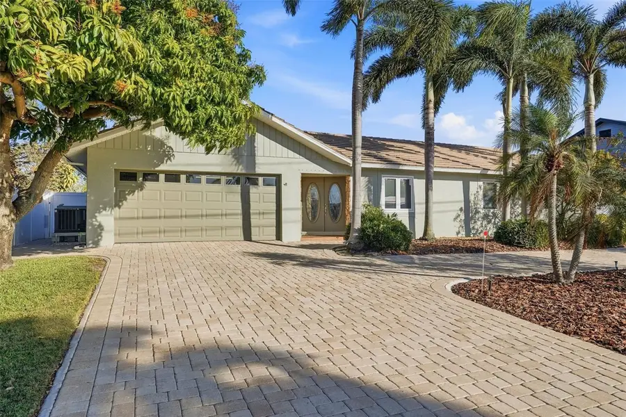 2316 S Shore Drive Se, Saint Petersburg, FL 33705 - #2